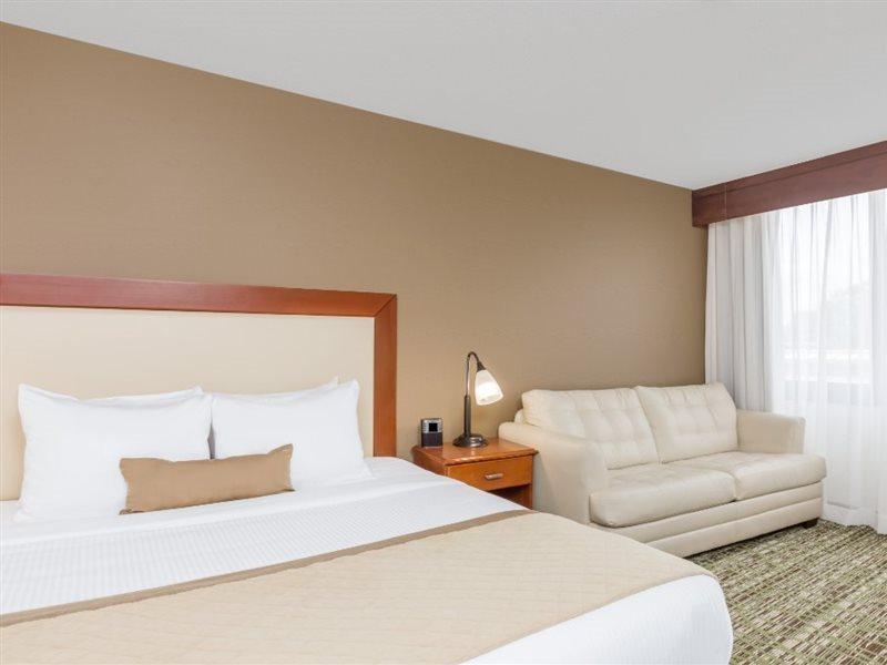 Clarion Hotel & Suites Mount Laurel Ngoại thất bức ảnh