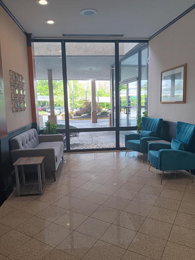 Clarion Hotel & Suites Mount Laurel Ngoại thất bức ảnh