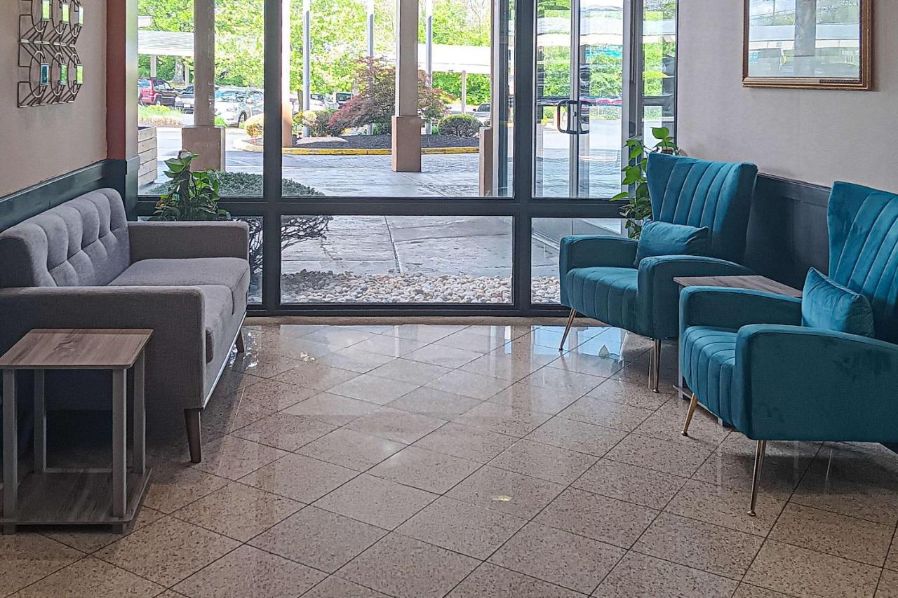 Clarion Hotel & Suites Mount Laurel Ngoại thất bức ảnh