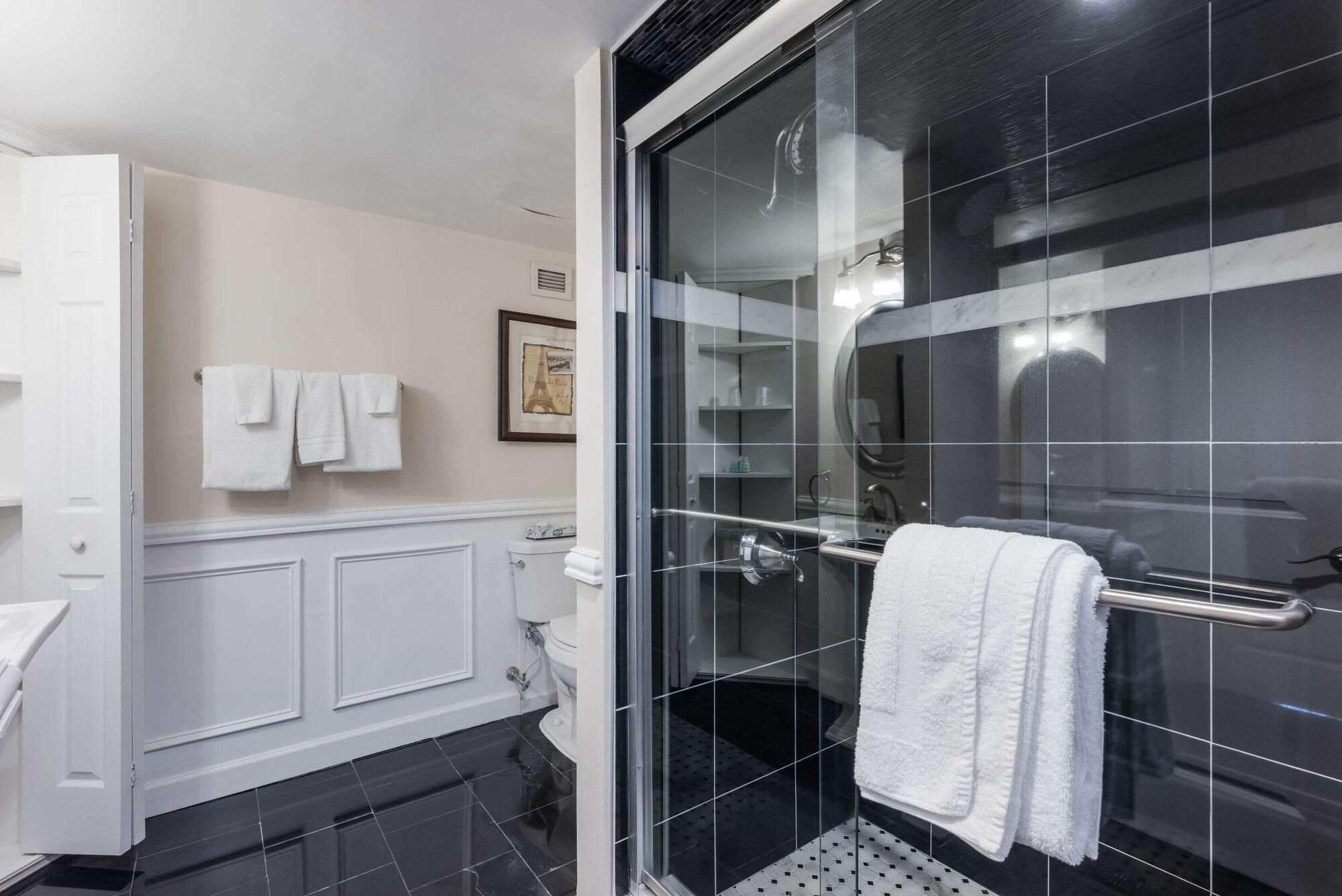 Clarion Hotel & Suites Mount Laurel Ngoại thất bức ảnh